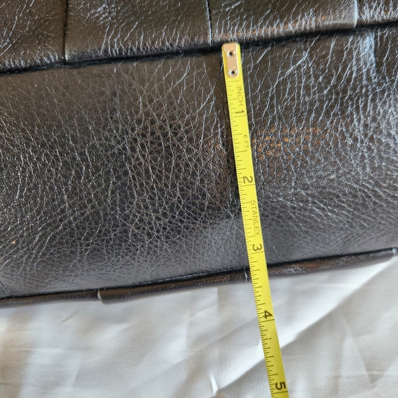 Black Leather Coach - Picture 3 of 9